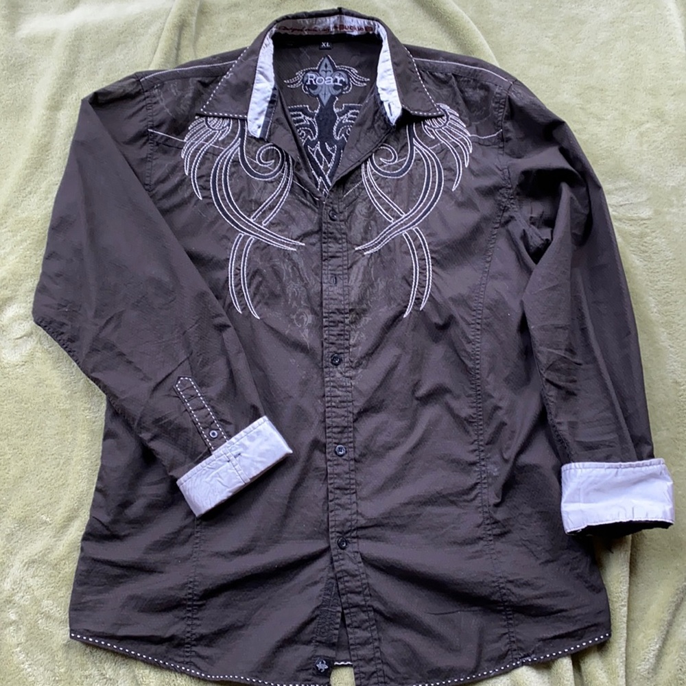 Roar dress shirt